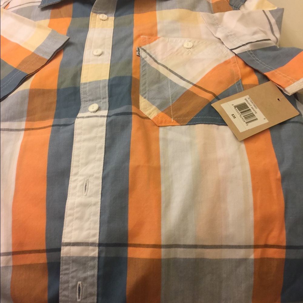 Levi’s shirt for men size small brand new